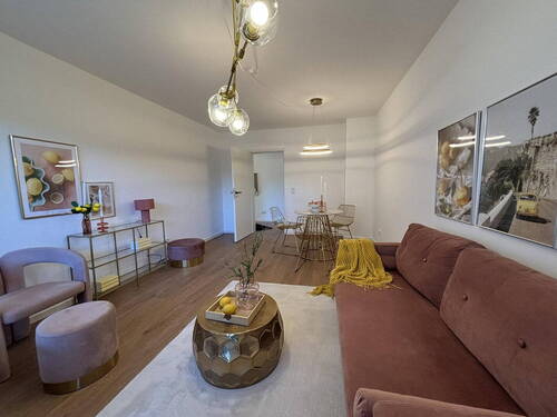 Wohnzimmer 1 - Etagenwohnung mit 60,00 m&sup2; in Köln zum Kaufen