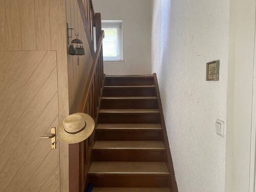 Treppe ins DG.jpeg - 