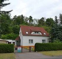 Einfamilienhaus mit schöner Einliegerwohnung, großes Nebengelass mit 2 Garagen, Sommerküche, Bad und Werkstatt mit herrlicher Lage am Waldrand - Neuzelle
