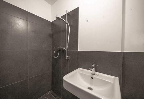 Duschbad - Etagenwohnung mit 32,00 m² in Berlin zum Kaufen