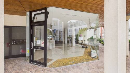 Eingangsbereich - Gewerbeobjekt (Büro, Produktion, Verkauf) in Konz zum Kaufen