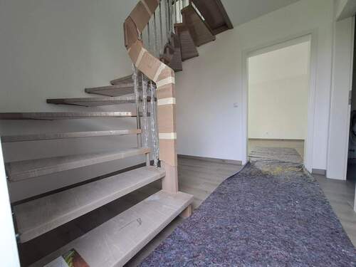 1000034975.jpg - 4 Zimmer Doppelhaushälfte in Struvenhütten
