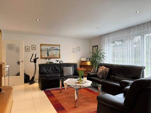 Wohnen EG (2) - Mehrfamilienhaus, Wohnhaus mit 177,40 m&sup2; in Velbert zum Kaufen