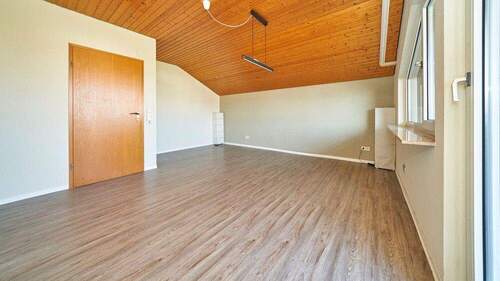 DG_Schlafzimmer_Nord-Ost_01 - 