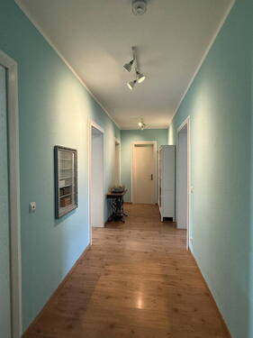 Flur - 2 Zimmer Etagenwohnung in Chemnitz