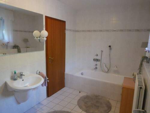 Wannenbad EG - 