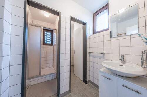 mit nahem Badezimmer - 