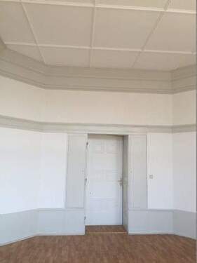 Mittelbüro - Büro mit 50,00 m&sup2; in Gera zur Miete