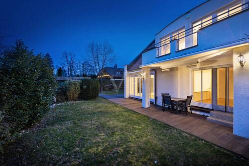 Außenansicht II - 6 Zimmer Doppelhaushälfte in Gräfelfing / Lochham