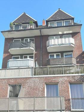 Hausansicht - Singlewohnung in Bremen - 495,00 EUR Kaltmiete, ca.  54,00 m² Wohnfläche