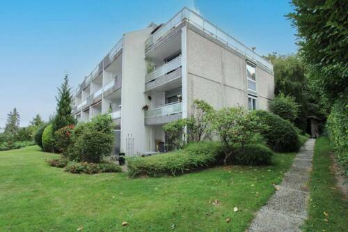 Erdgeschoss - Renovierte Erdgeschoss Wohnung am Waldrand - Am Arsenberg