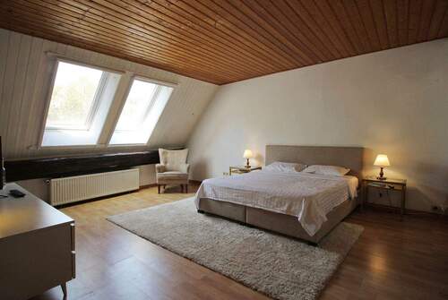 Schlafzimmer DG - 