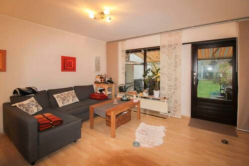 Ansicht Wohnbereich - 4 Zimmer Einfamilienhaus zum Kaufen in Duisburg