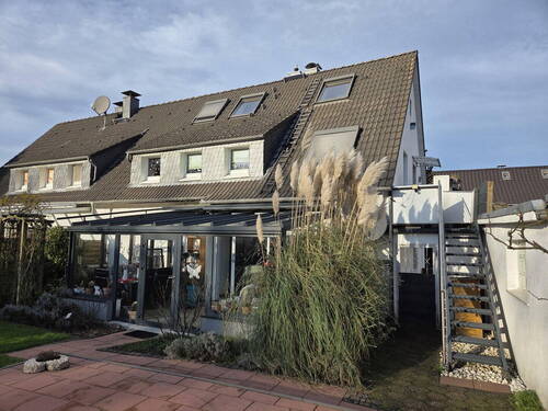 Außentreppe zum 1. OG - 