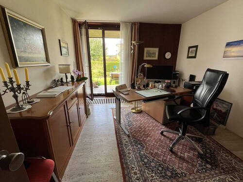 Büro bzw. Schlafzimmer - 