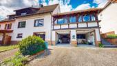 Hausansicht - Garagen - 