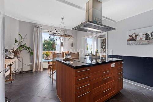 Bild 2 - 6 Zimmer Einfamilienhaus zum Kaufen in Hamburg