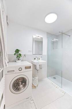 ***BADEZIMMER*** - Terrassenwohnung mit 65,00 m&sup2; in Stuttgart- Vaihingen zum Kaufen