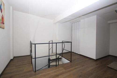 ... in das Obergeschoss ... - 