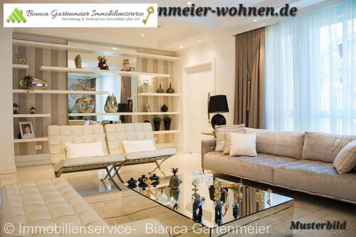 Bild 2 - 8 Zimmer Mehrfamilienhaus, Wohnhaus zum Kaufen in Aalen