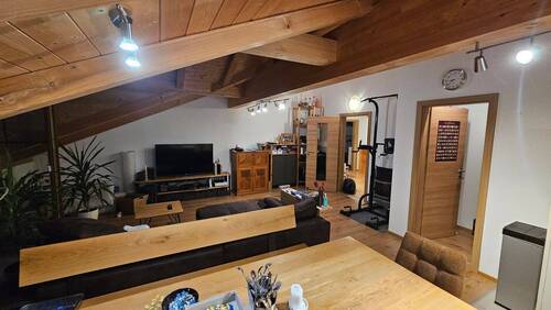 20260428_203714.jpg - Etagenwohnung mit 96,00 m&sup2; in Glonn zur Miete