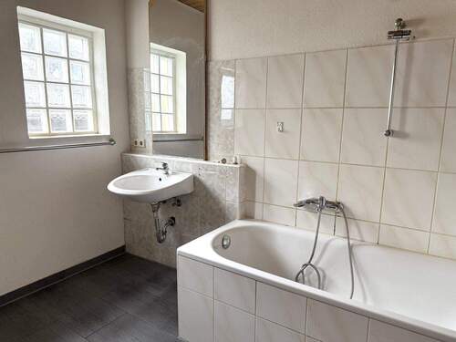Badezimmer Ansicht 1 - 