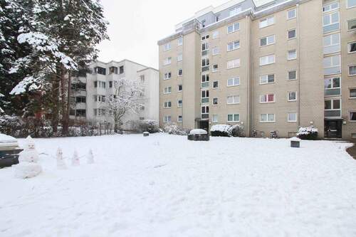 IMG_1682 - Renovierungsbedürftige 2 - Zimmer Wohnung mit Loggia
