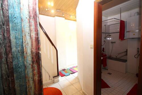 … zum Duschbad im EG - 