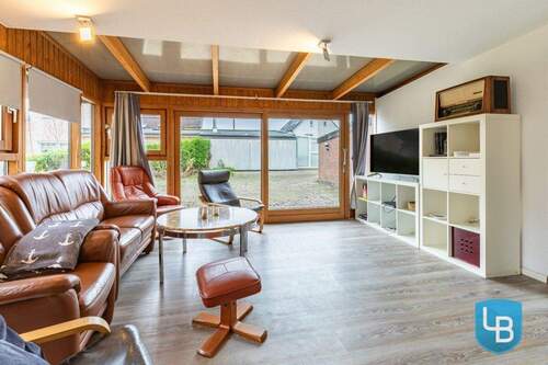 Zugang zur Terrasse - 9 Zimmer Mehrfamilienhaus, Wohnhaus in Kiel