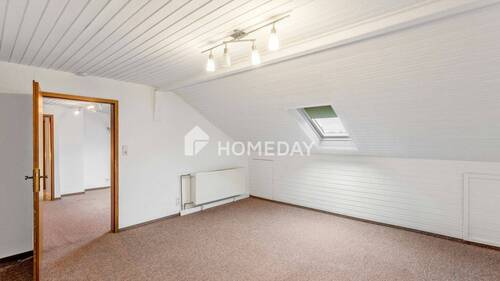 1. OG Schlafzimmer 1 1 - 