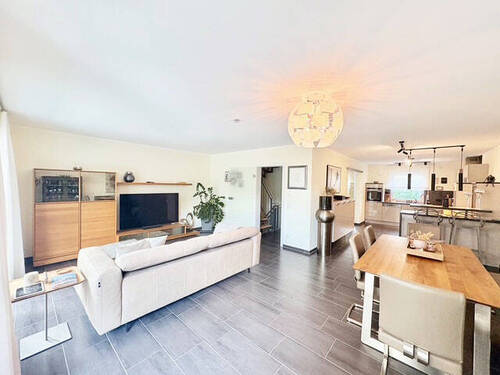 Offenes Wohnen / Essen / Kochen - 5 Zimmer Reihenmittelhaus in Pyrbaum