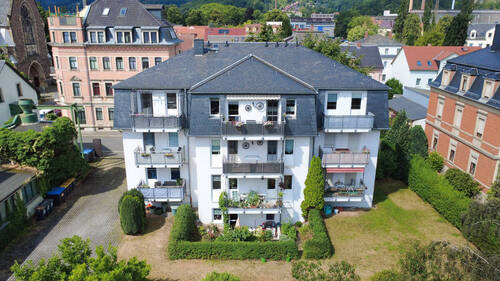 Außenansicht - Helle Balkonwohnung mit Blick auf die Weißeritz!