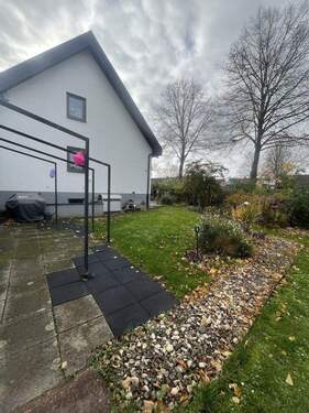 Garten mit Freisitz - 