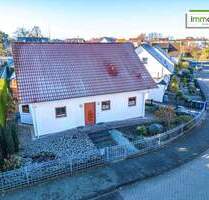 Wunderschönes Fertigteilhaus mit Pool und Doppelgarage in Ottersleben zu verkaufen! - Magdeburg