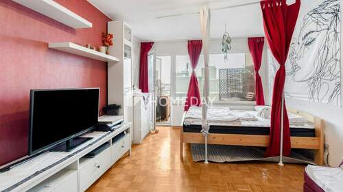 Wohnzimmer 1 - 4 Zimmer Etagenwohnung in Hannover