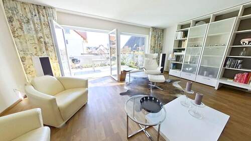 Wohnzimmer - 4 Zimmer Reihenmittelhaus zum Kaufen in Fischingen