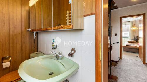 1. OG Badezimmer 3 - 