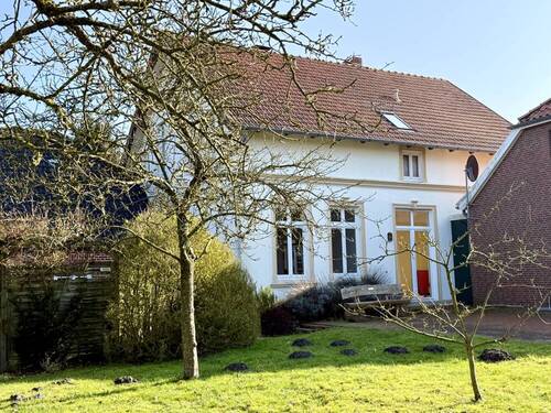 Gartenansicht - 7 Zimmer Einfamilienhaus in Jever