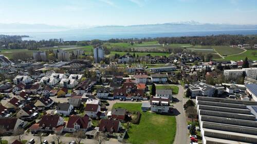 Blick auf Bodensee/Berge - Grundstück zum Kaufen in Kressbronn