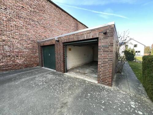 Garage - 