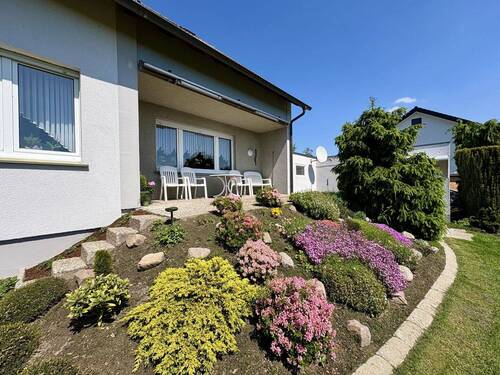 Terrasse - Einfamilienhaus mit 149,00 m&sup2; in Lage zum Kaufen
