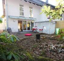 Viel Platz für die ganze Familie EFH in Bonn-Heiderhof mit Terrassen, Garten und Garage - Bonn / Heiderhof