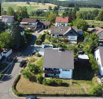 RESERVIERT! Platz, Potenzial, Panorama - Einfamilienhaus am Kulmbacher Stadtrand