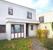 Großzügiges Haus mit zwei Garagen! - Bietigheim-Bissingen