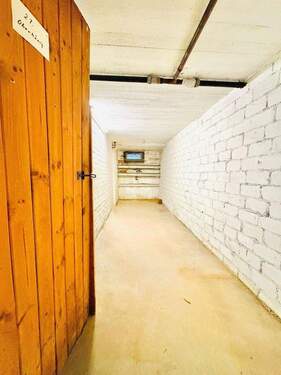 geräumiger Keller - 