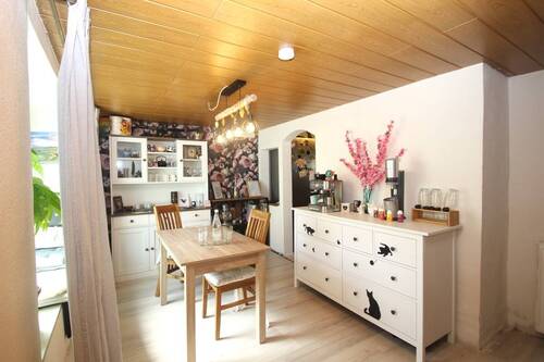 … großzügige Wohn-Esszimmer ... - 