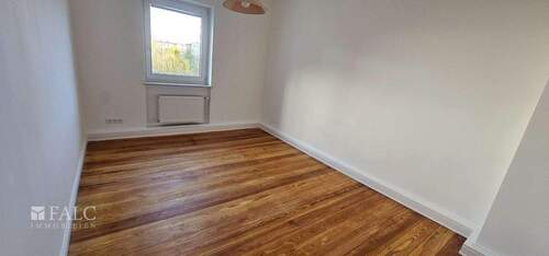 Holzboden - 4 Zimmer Etagenwohnung in Rostock