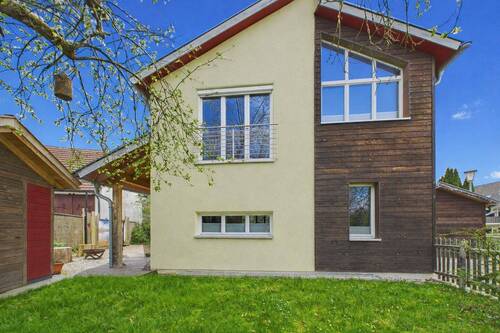 Hausansicht Ost - Einfamilienhaus mit 135,00 m&sup2; in Adelshofen zum Kaufen