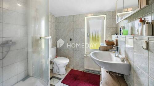 1. OG Badezimmer 1 - 
