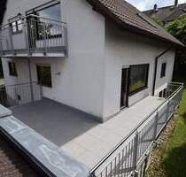 Attraktives Zweifamilienhaus Mehrfamilienhaus mit 2 Wohneinheiten (WEG) - Seeheim-Jugenheim